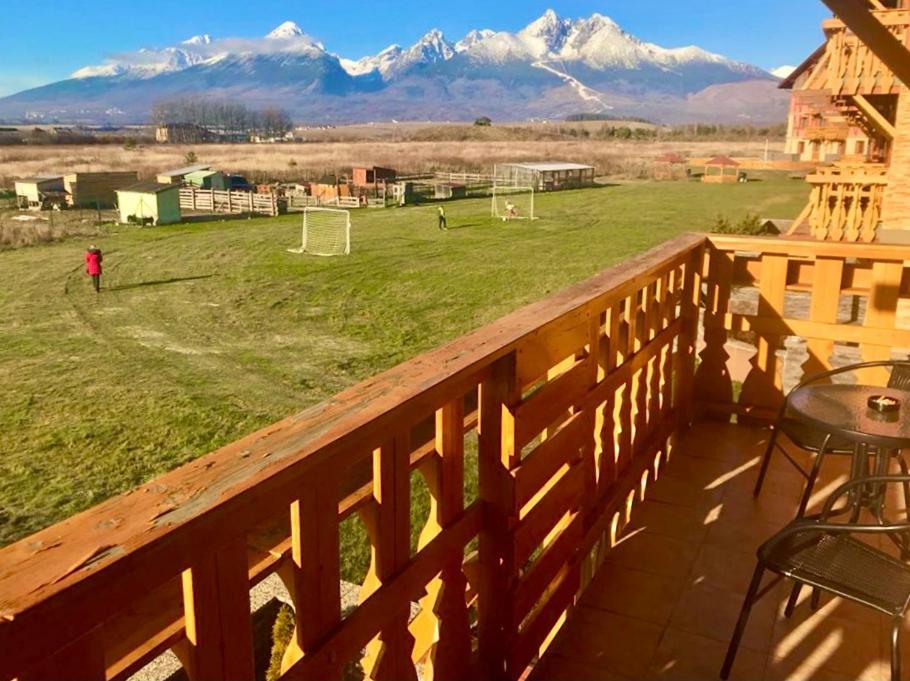 Apartment With Terrace & Amazing View Vel'ka Lomnica Extérieur photo